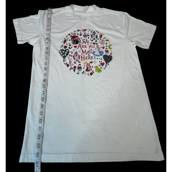 Disney Alice in Wonderland “We Are All Mad Here” Graphic T-Shirt - Medium - Picture 9 of 9